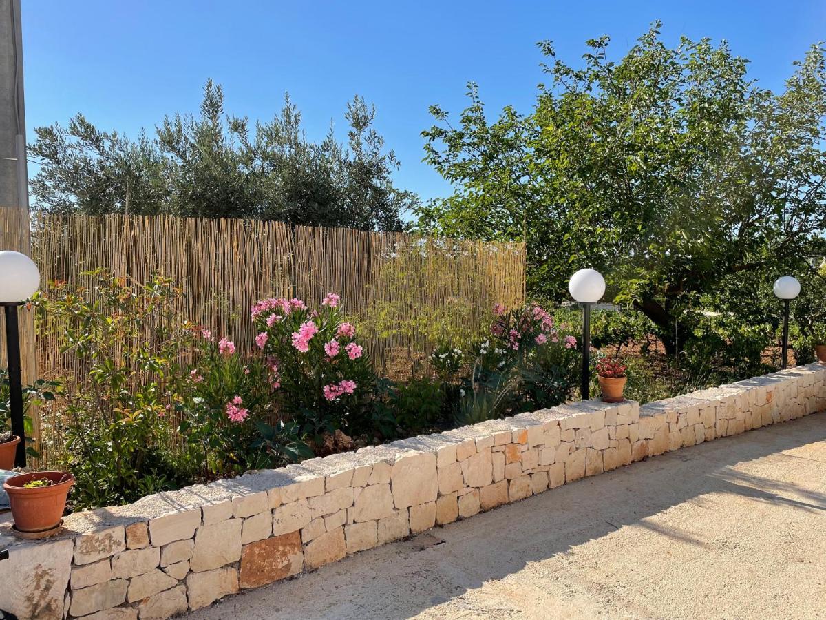 La Valle Dei Trulli Relais Martina Franca Bagian luar foto