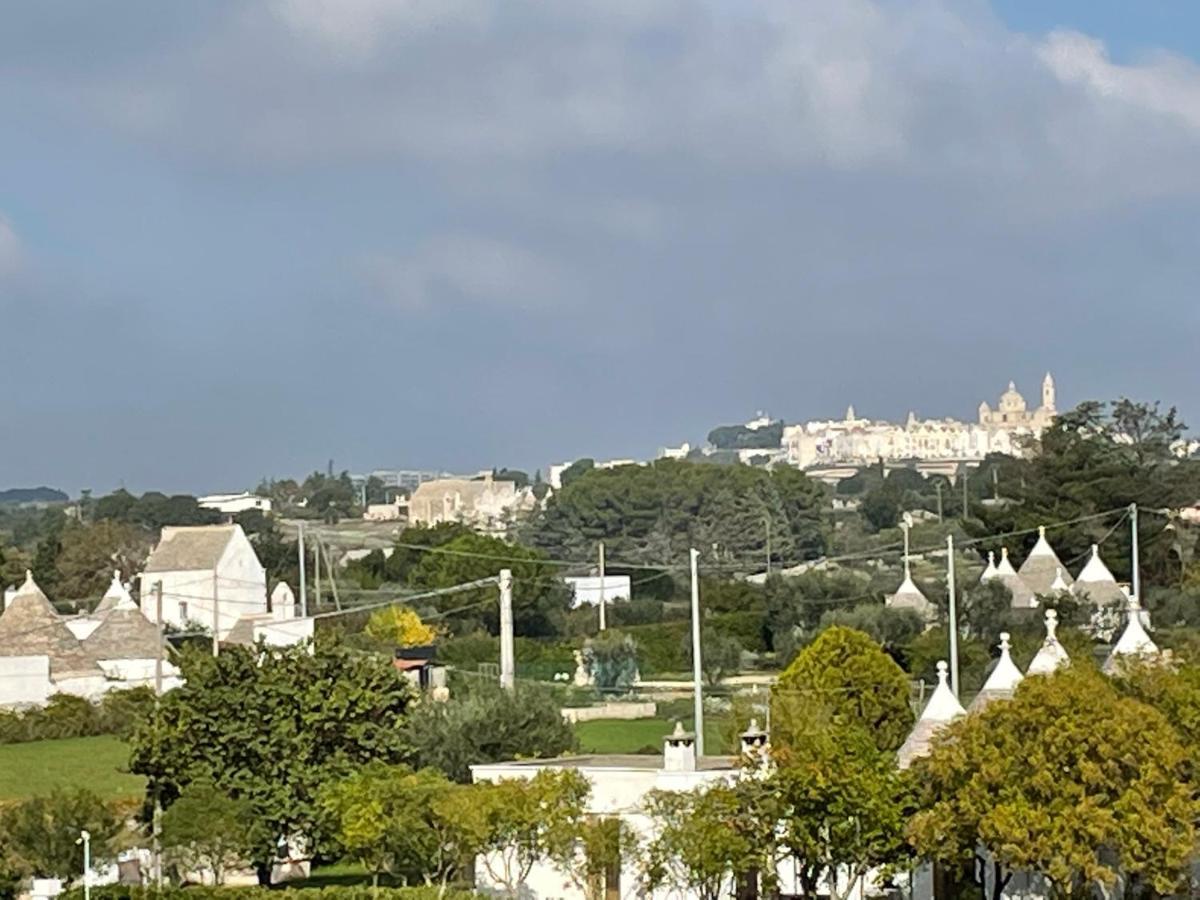 La Valle Dei Trulli Relais Martina Franca Bagian luar foto